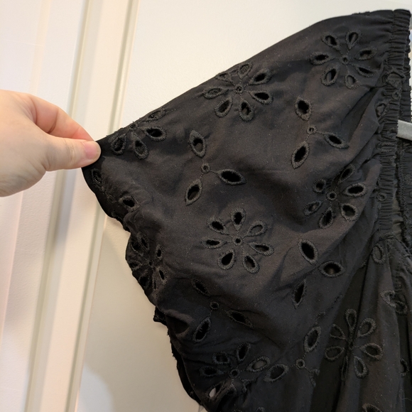 New with tags! Torrid Black Eyelet Puff-Sleeve Top - Picture 9 of 14